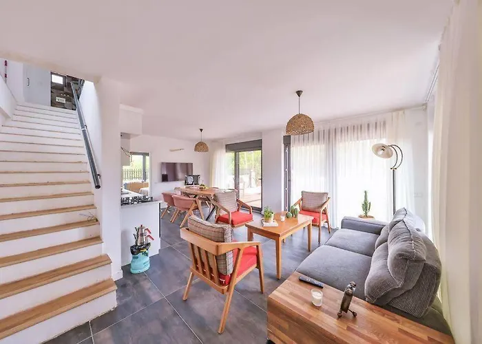 Ilyada - Private For 8 Guests - Villa