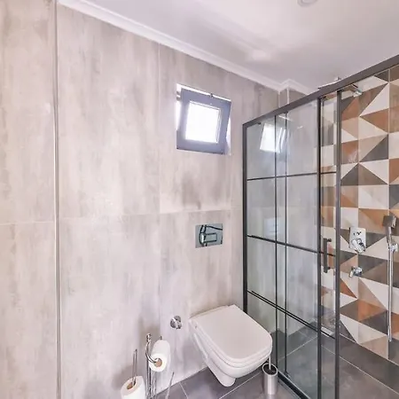 Ilyada - Private For 8 Guests - *